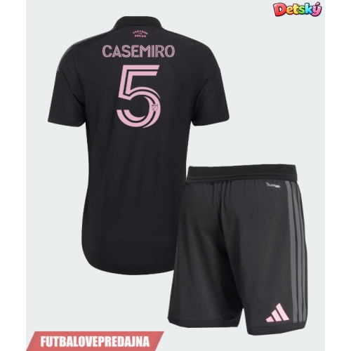 Lacne Dětský Futbalové dres Inter Miami Casemiro #5 2026-27 Krátky Rukáv - Preč (+ trenírky)